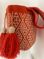 Load image into Gallery viewer, Are Wayuu Mochila - Orange/Gold