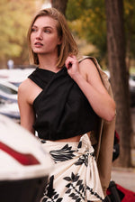 Load image into Gallery viewer, Crop Top Vereda Blouse