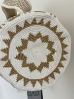 Load image into Gallery viewer, Majayura Mochila - Nude/Gold