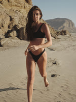 Load image into Gallery viewer, Thani Nilo black bikini