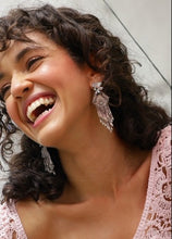 Load image into Gallery viewer, Verano Earrings

