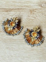 Load image into Gallery viewer, Golden Flower Earrings