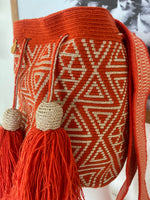Load image into Gallery viewer, Are Wayuu Mochila - Orange/Gold