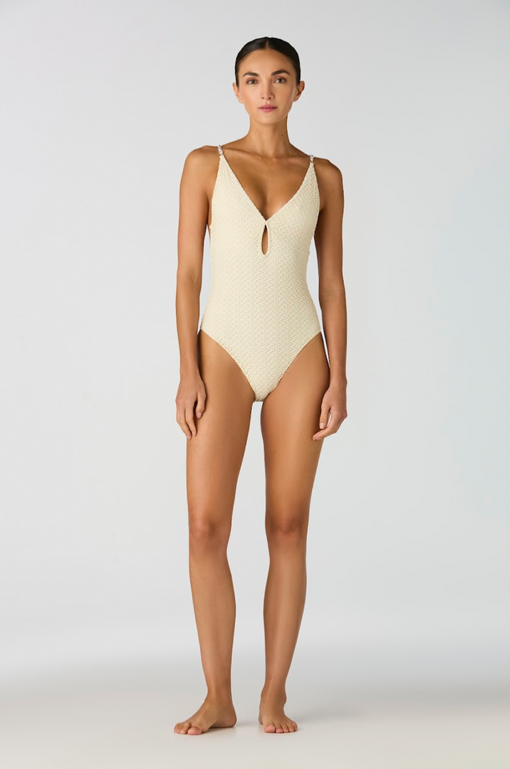 Lucia Nilo One Piece